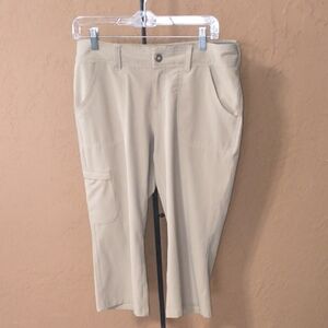 The North Face Women's Beige Almatti Cargo Capri Size 8